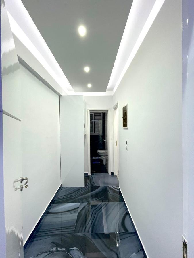 Rafina'S Luxury Apartment מראה חיצוני תמונה